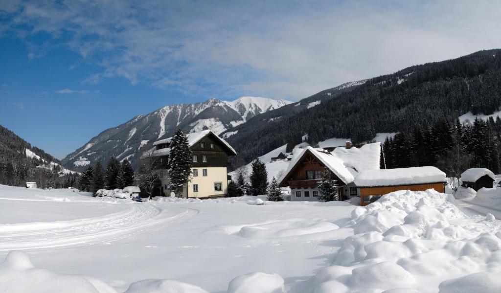 Gasthof Zur Gams Donnersbachwald Buitenkant foto